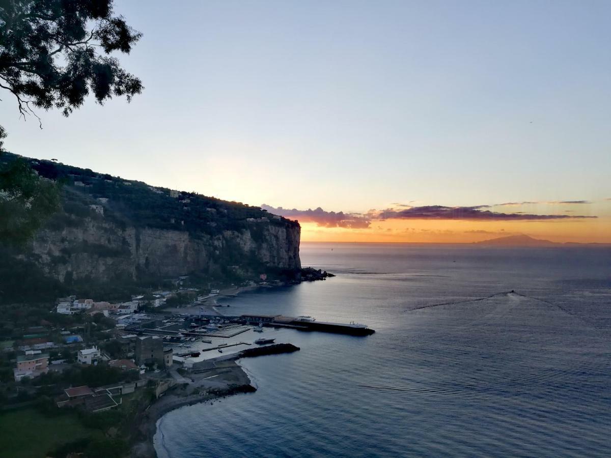 Quintessenza - Sorrento Coast Rentroom Вико Екуензе Екстериор снимка